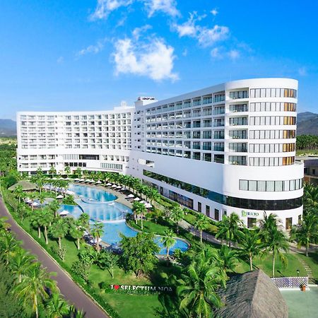 Selectum Noa Resort Cam Ranh Exterior photo