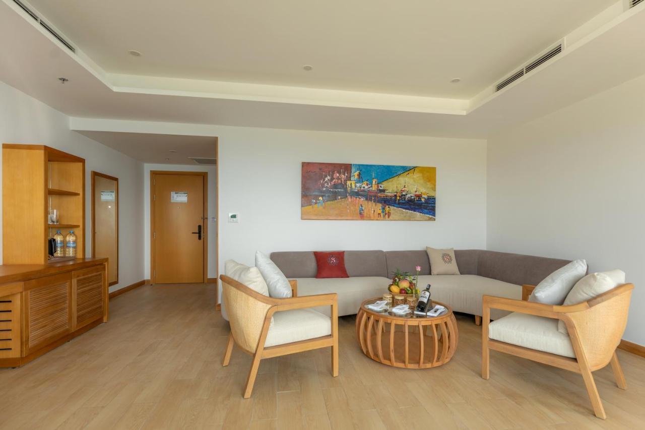 Selectum Noa Resort Cam Ranh Exterior photo